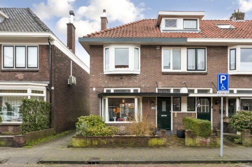 Johannes Sinthenstraat 44 te koop bij Mercurius Makelaars