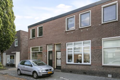 Burg. Dumbarstraat 4 te koop bij Mercurius Makelaars